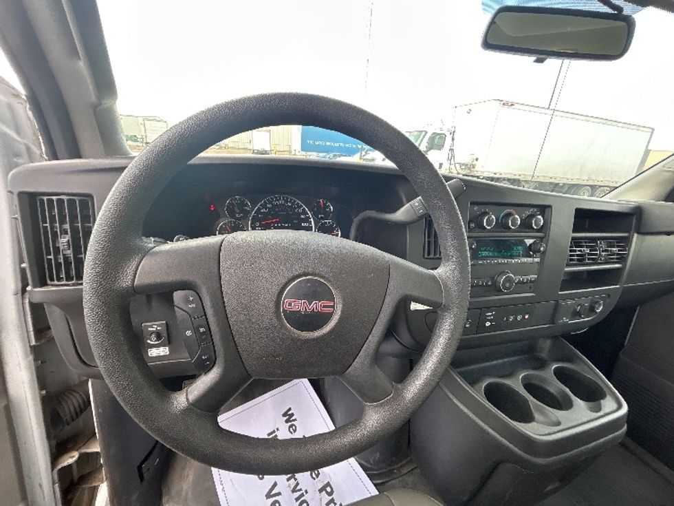 Light Duty Box Truck-Light and Medium Duty Trucks-GMC-2022-Savana G33903-Brooklyn Park-MN-39,107\n\t\tmiles-$ 42,000 - Image 17