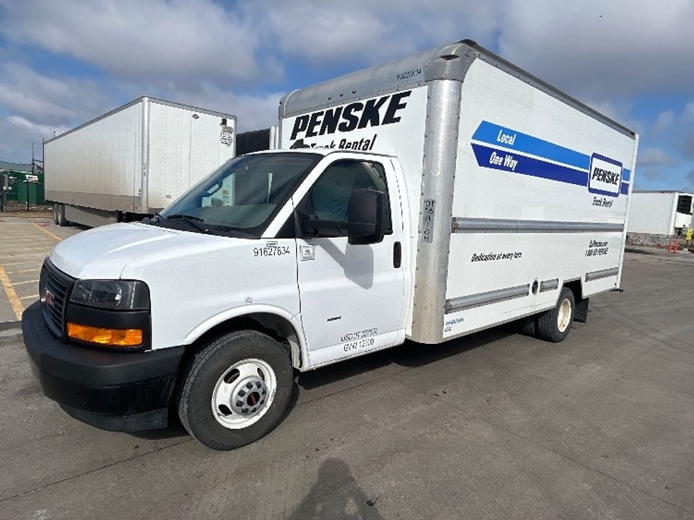 Light Duty Box Truck-Light and Medium Duty Trucks-GMC-2022-Savana G33903-Brooklyn Park-MN-39,107\n\t\tmiles-$ 42,000 - Image 3
