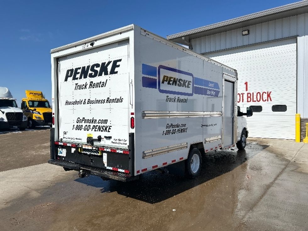 Light Duty Box Truck-Light and Medium Duty Trucks-GMC-2022-Savana G33903-Brooklyn Park-MN-43,492\n\t\tmiles-$ 42,750 - Image 13