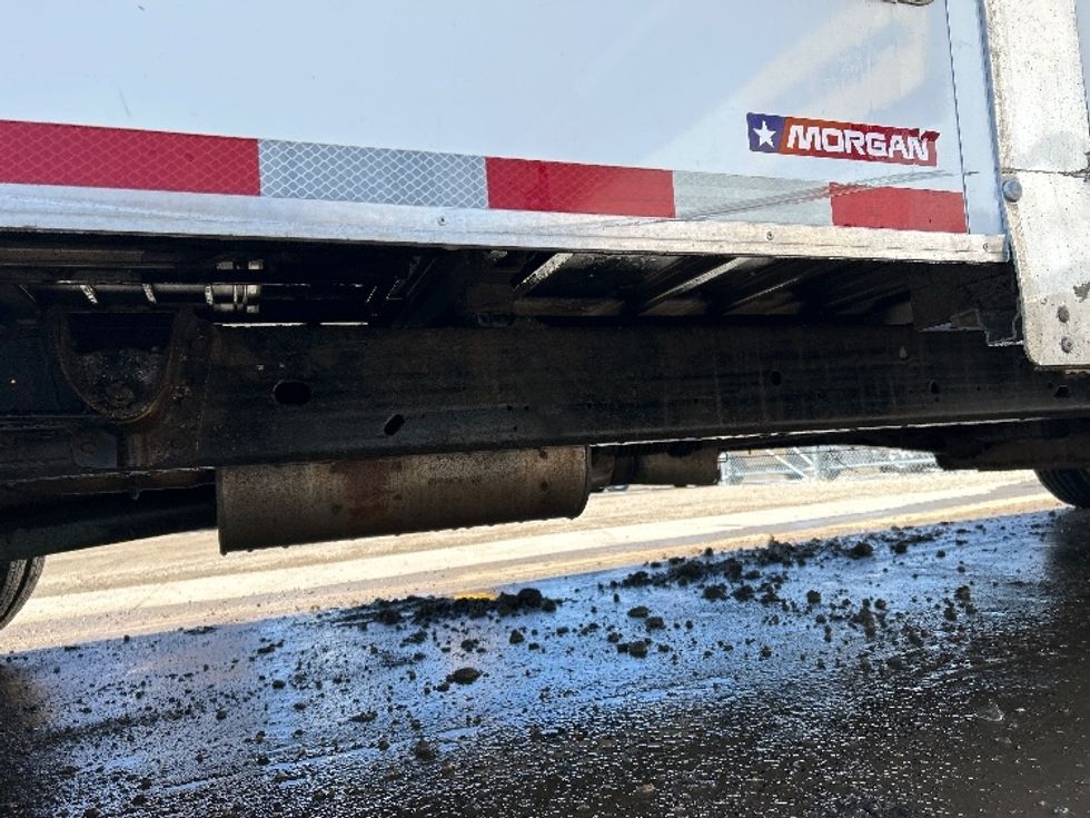 Light Duty Box Truck-Light and Medium Duty Trucks-GMC-2022-Savana G33903-Brooklyn Park-MN-43,492\n\t\tmiles-$ 42,750 - Image 14