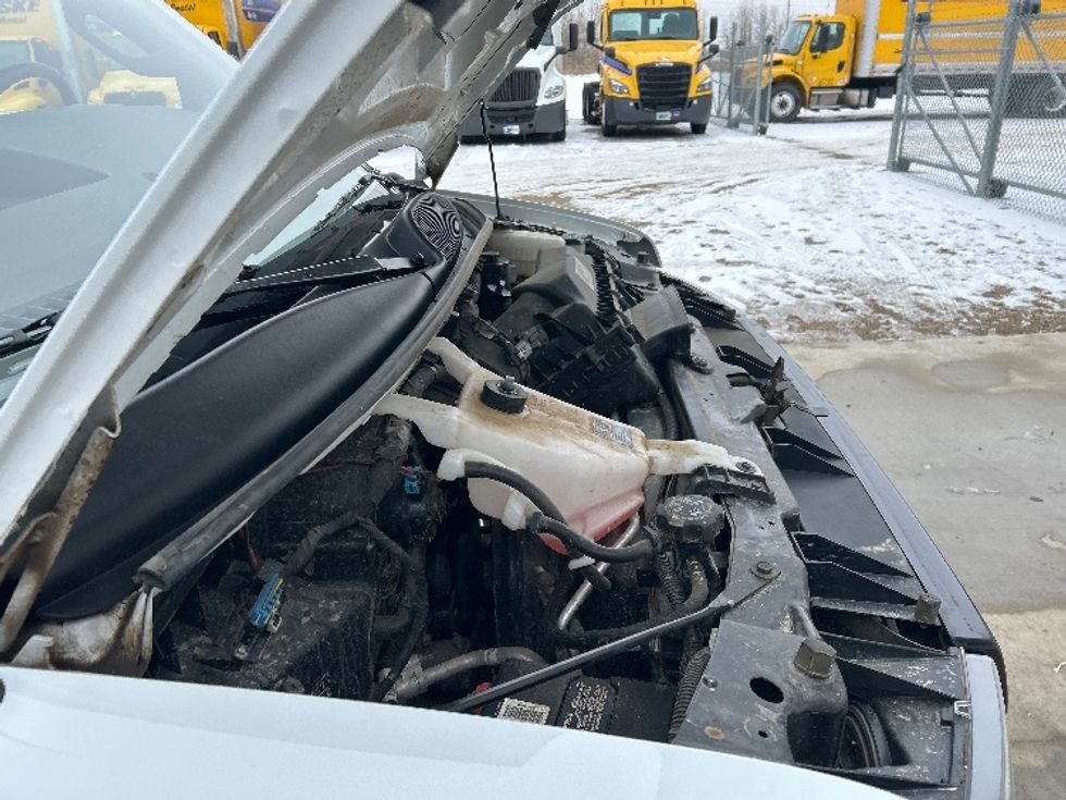 Light Duty Box Truck-Light and Medium Duty Trucks-GMC-2022-Savana G33903-Brooklyn Park-MN-43,492\n\t\tmiles-$ 42,750 - Image 23