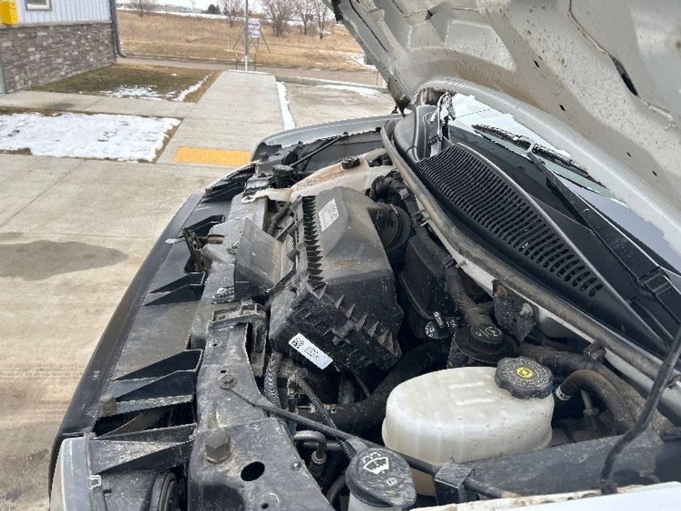 Light Duty Box Truck-Light and Medium Duty Trucks-GMC-2022-Savana G33903-Brooklyn Park-MN-43,492\n\t\tmiles-$ 42,750 - Image 24