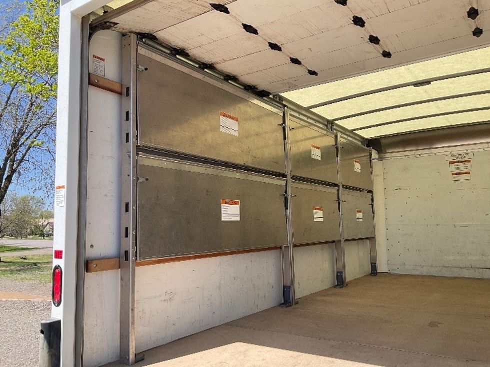 Light Duty Box Truck-Light and Medium Duty Trucks-GMC-2022-Savana G33903-Brooklyn Park-MN-46,797\n\t\tmiles-$ 41,500 - Image 11