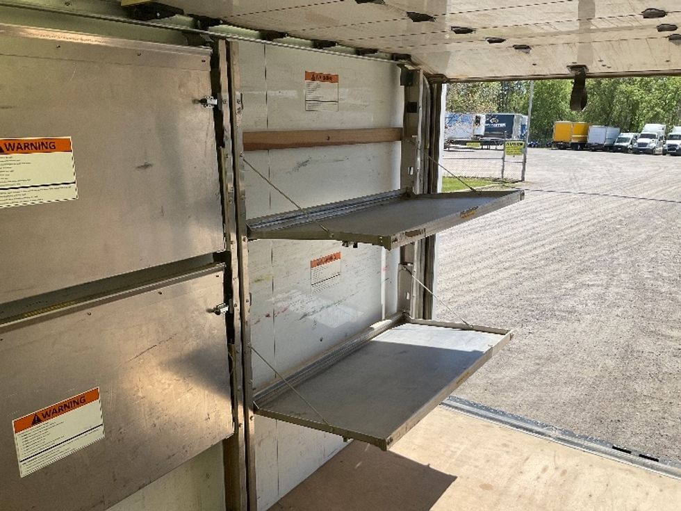 Light Duty Box Truck-Light and Medium Duty Trucks-GMC-2022-Savana G33903-Brooklyn Park-MN-46,797\n\t\tmiles-$ 41,500 - Image 25