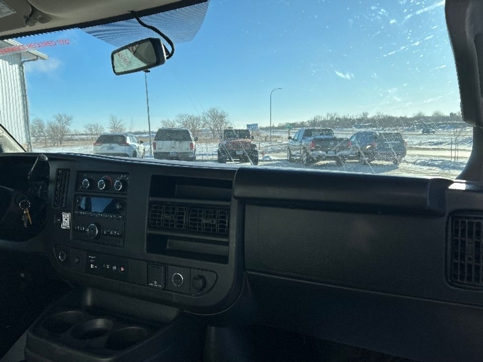 Light Duty Box Truck-Light and Medium Duty Trucks-GMC-2022-Savana G33903-Brooklyn Park-MN-58,321\n\t\tmiles-$ 43,000 - Image 21