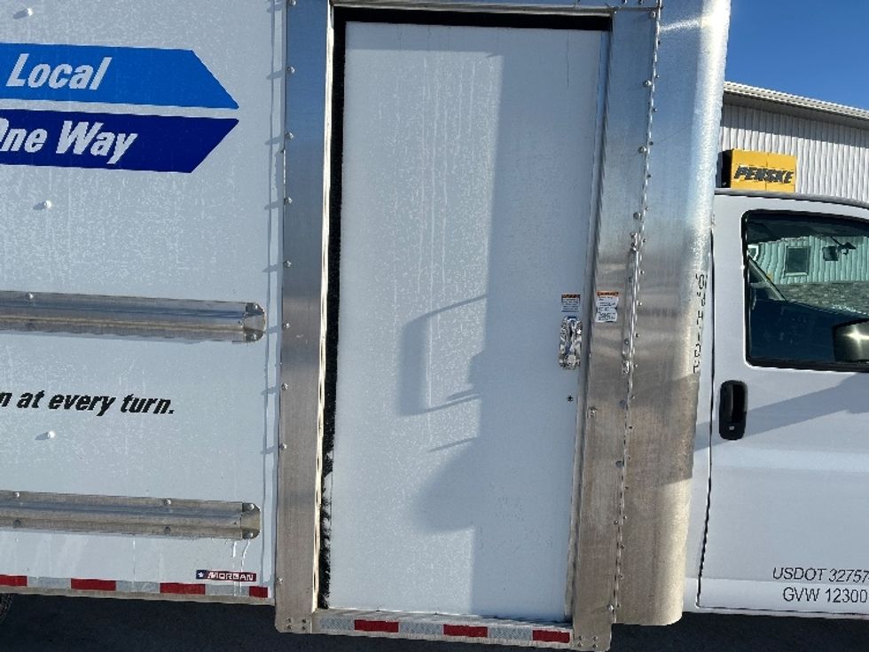 Light Duty Box Truck-Light and Medium Duty Trucks-GMC-2022-Savana G33903-Brooklyn Park-MN-58,321\n\t\tmiles-$ 43,000 - Image 25