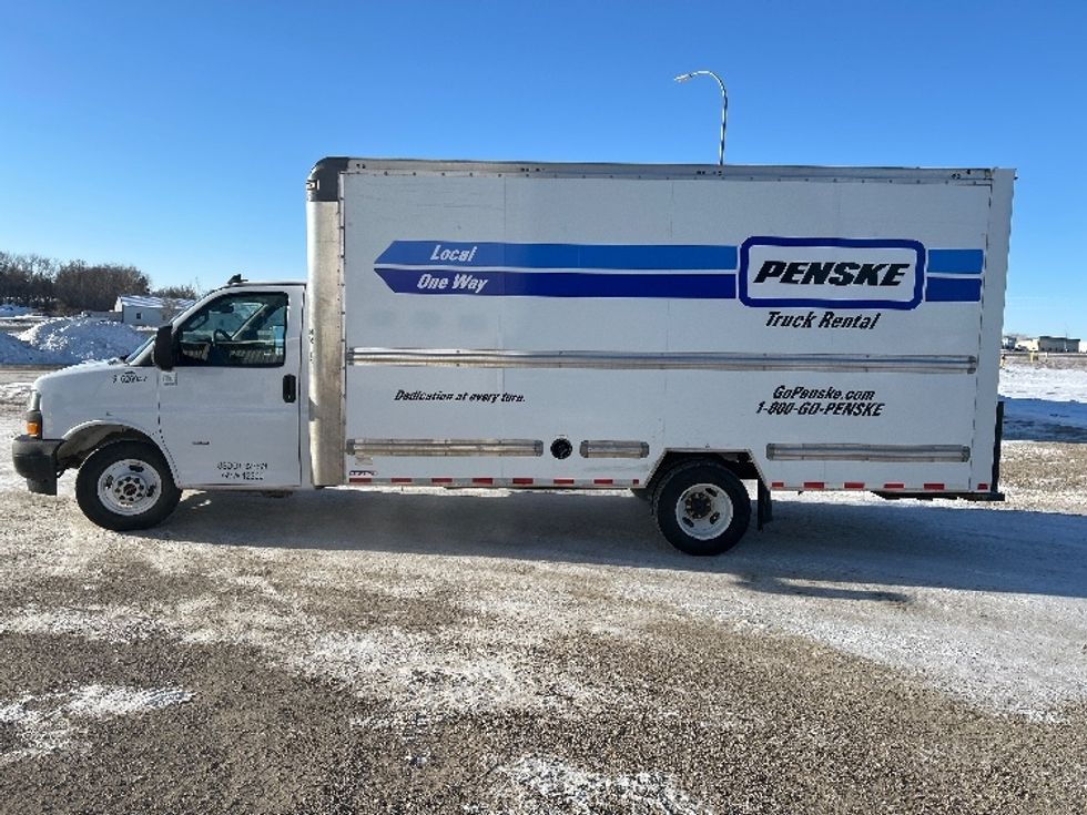 Light Duty Box Truck-Light and Medium Duty Trucks-GMC-2022-Savana G33903-Brooklyn Park-MN-58,321\n\t\tmiles-$ 43,000 - Image 4