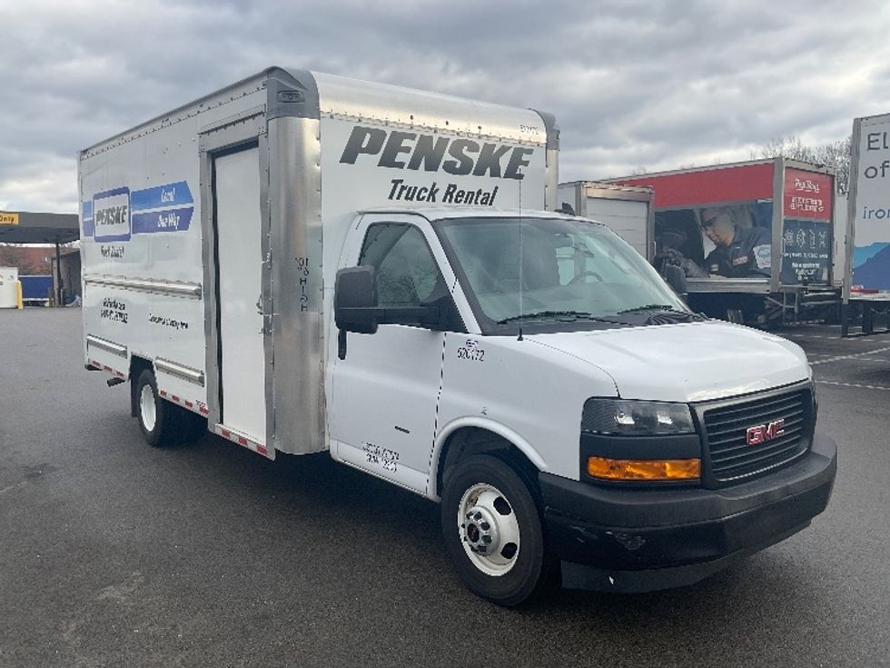 Light Duty Box Truck-Light and Medium Duty Trucks-GMC-2022-Savana G33903-Burlington-NJ-58,300\n\t\tmiles-$ 38,250 - Image 1