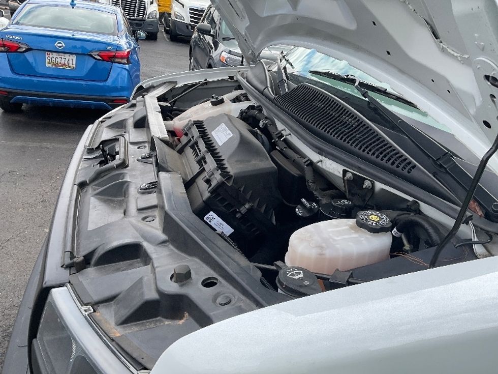 Light Duty Box Truck-Light and Medium Duty Trucks-GMC-2022-Savana G33903-Capitol Heights-MD-14,845\n\t\tmiles-$ 46,000 - Image 23