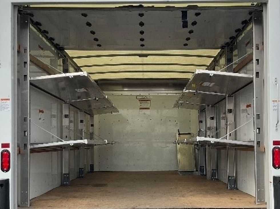 Light Duty Box Truck-Light and Medium Duty Trucks-GMC-2022-Savana G33903-Capitol Heights-MD-14,845\n\t\tmiles-$ 46,000 - Image 8