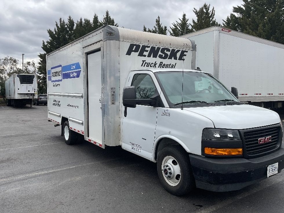 Light Duty Box Truck-Light and Medium Duty Trucks-GMC-2022-Savana G33903-Capitol Heights-MD-24,162\n\t\tmiles-$ 45,000 - Image 1