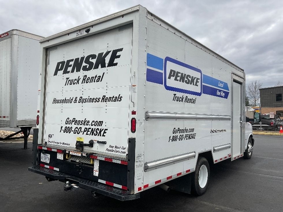 Light Duty Box Truck-Light and Medium Duty Trucks-GMC-2022-Savana G33903-Capitol Heights-MD-24,162\n\t\tmiles-$ 45,000 - Image 13