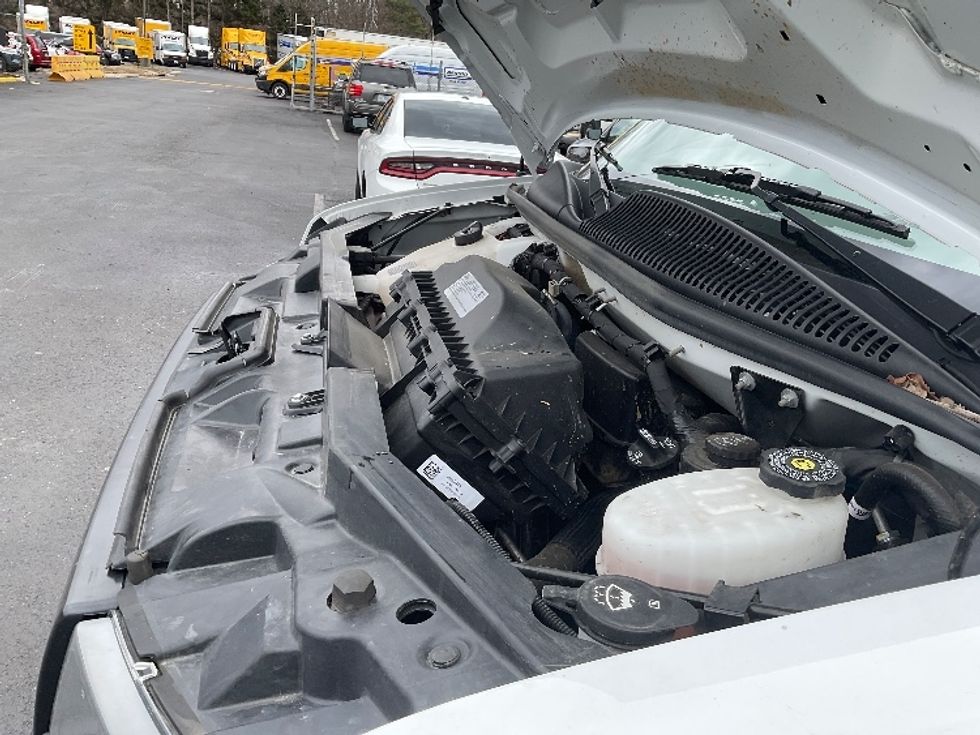 Light Duty Box Truck-Light and Medium Duty Trucks-GMC-2022-Savana G33903-Capitol Heights-MD-24,162\n\t\tmiles-$ 45,000 - Image 24