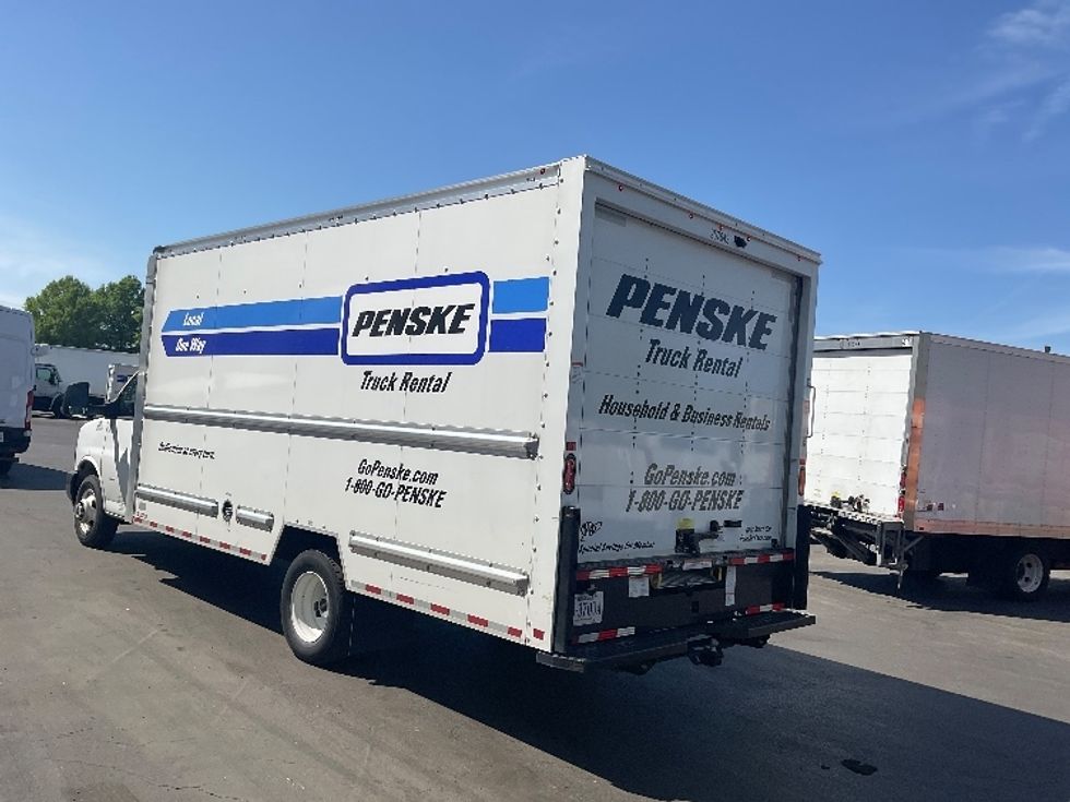 Light Duty Box Truck-Light and Medium Duty Trucks-GMC-2022-Savana G33903-Capitol Heights-MD-30,000\n\t\tmiles-$ 42,250 - Image 6