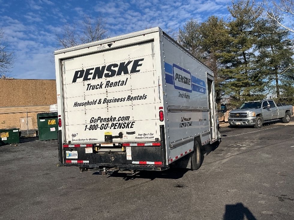 Light Duty Box Truck-Light and Medium Duty Trucks-GMC-2022-Savana G33903-Capitol Heights-MD-52,000\n\t\tmiles-$ 39,000 - Image 13