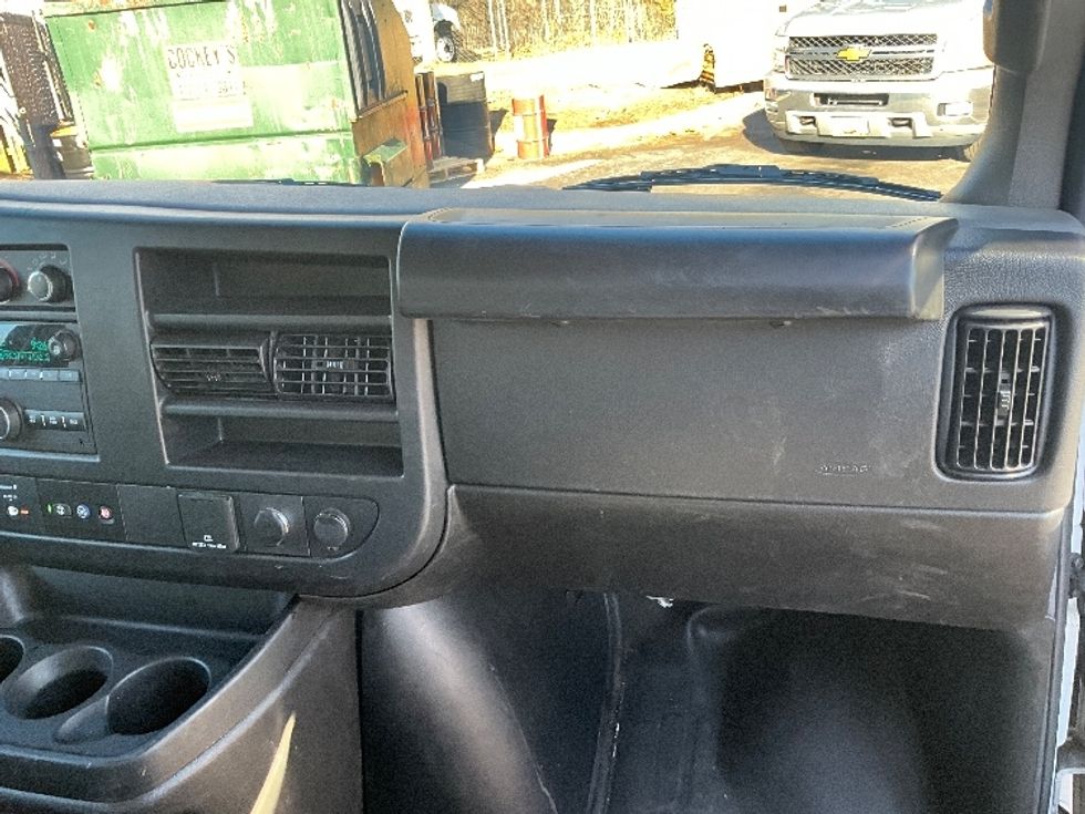 Light Duty Box Truck-Light and Medium Duty Trucks-GMC-2022-Savana G33903-Capitol Heights-MD-52,000\n\t\tmiles-$ 39,000 - Image 21