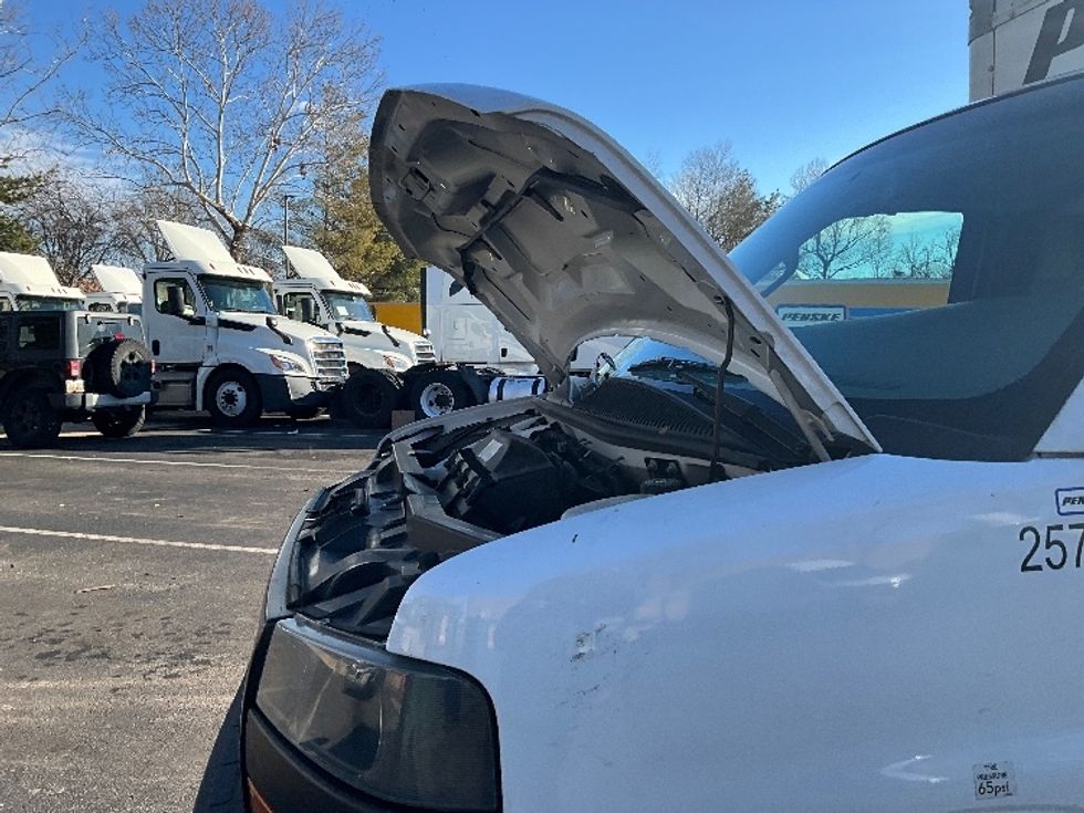 Light Duty Box Truck-Light and Medium Duty Trucks-GMC-2022-Savana G33903-Capitol Heights-MD-52,000\n\t\tmiles-$ 39,000 - Image 24