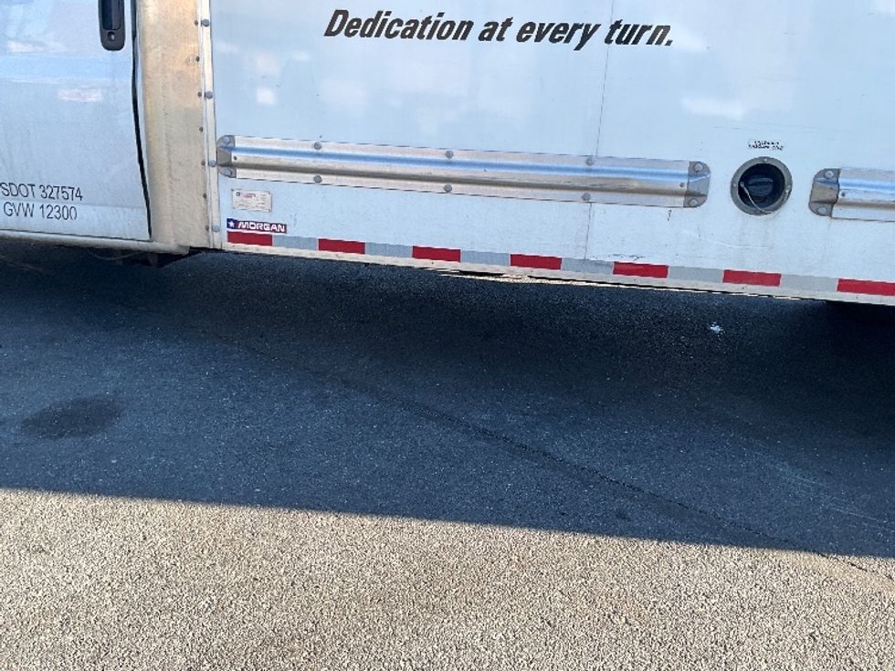 Light Duty Box Truck-Light and Medium Duty Trucks-GMC-2022-Savana G33903-Capitol Heights-MD-52,000\n\t\tmiles-$ 39,000 - Image 5