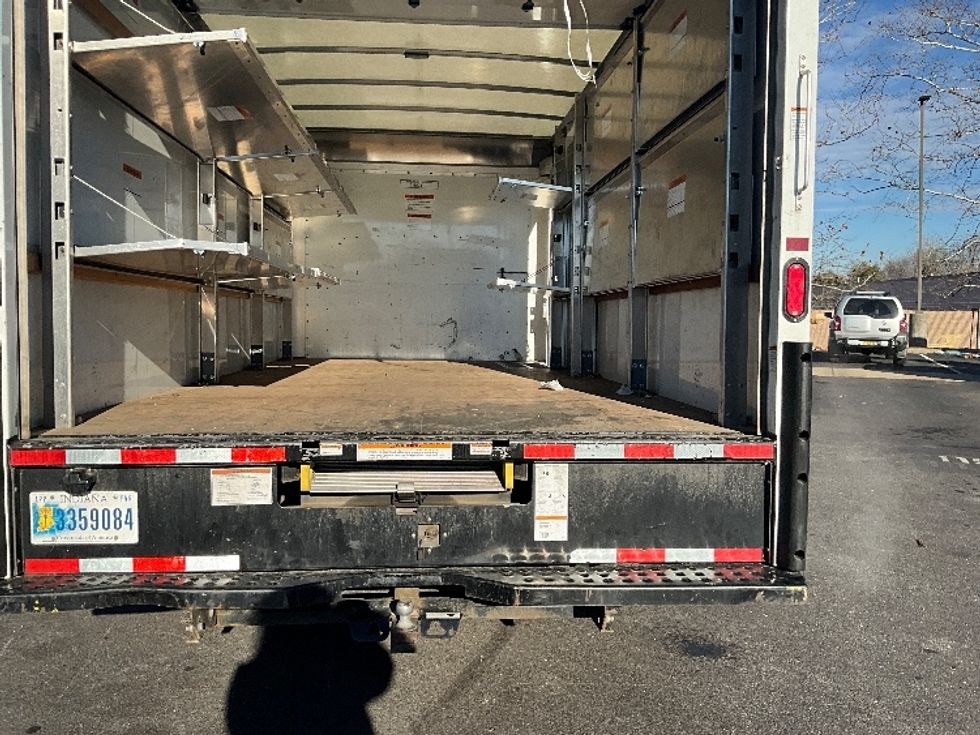 Light Duty Box Truck-Light and Medium Duty Trucks-GMC-2022-Savana G33903-Capitol Heights-MD-52,000\n\t\tmiles-$ 39,000 - Image 9