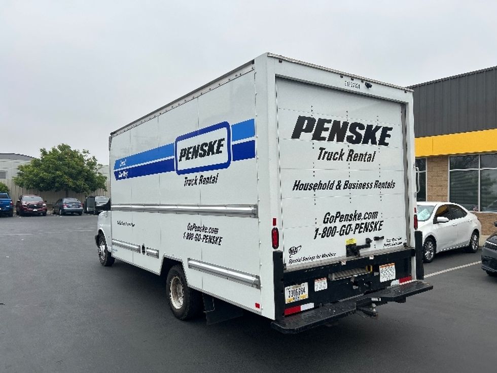 Light Duty Box Truck-Light and Medium Duty Trucks-GMC-2022-Savana G33903-Carson-CA-33,797\n\t\tmiles-$ 45,750 - Image 6