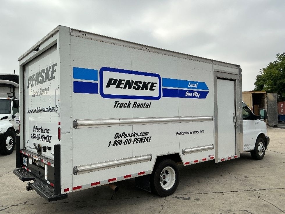 Light Duty Box Truck-Light and Medium Duty Trucks-GMC-2022-Savana G33903-Carson-CA-92,256\n\t\tmiles-$ 36,250 - Image 13