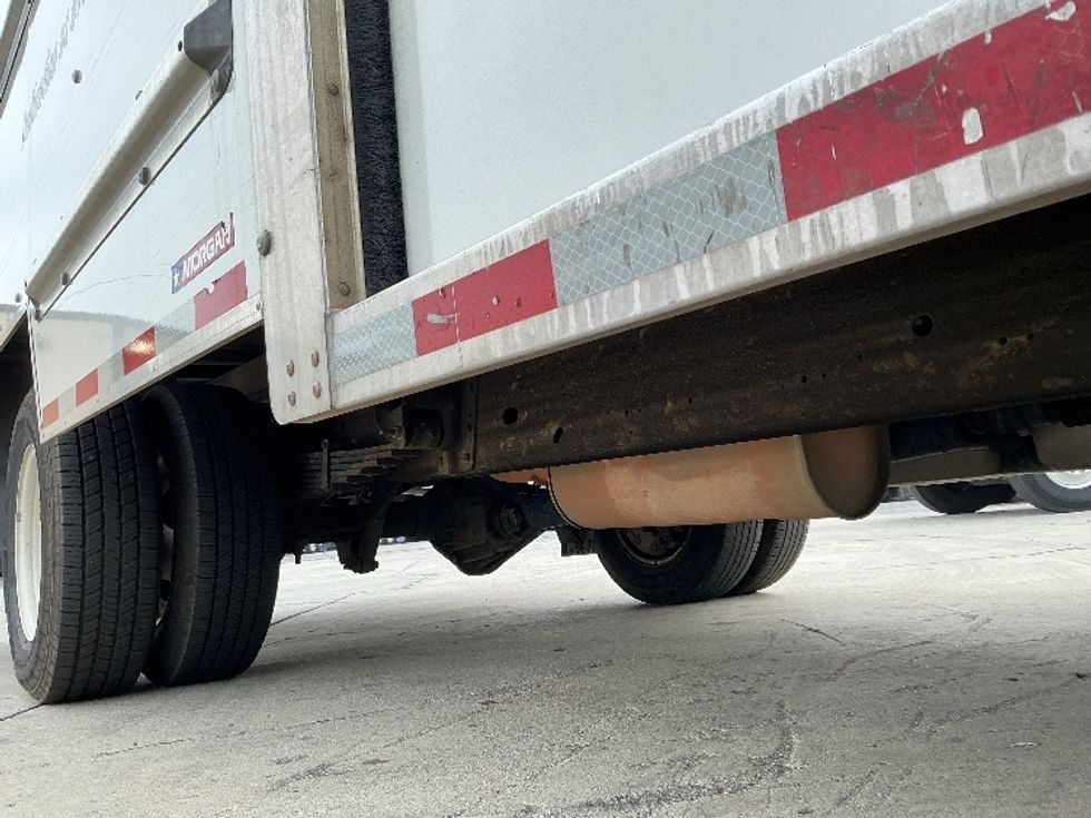 Light Duty Box Truck-Light and Medium Duty Trucks-GMC-2022-Savana G33903-Carson-CA-92,256\n\t\tmiles-$ 36,250 - Image 14