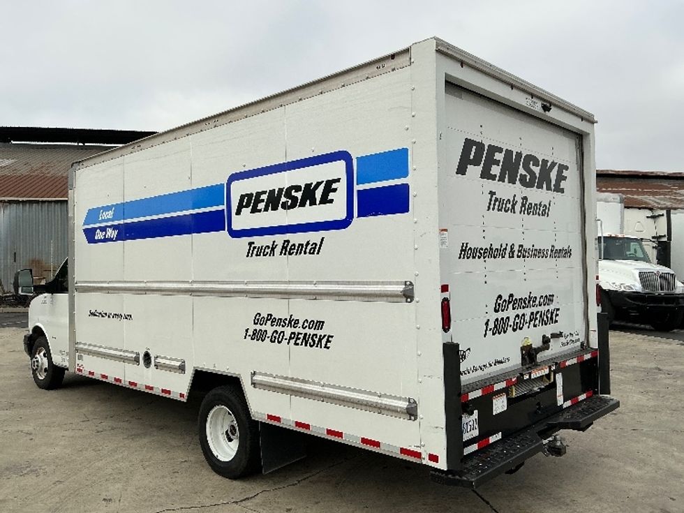 Light Duty Box Truck-Light and Medium Duty Trucks-GMC-2022-Savana G33903-Carson-CA-92,256\n\t\tmiles-$ 36,250 - Image 6