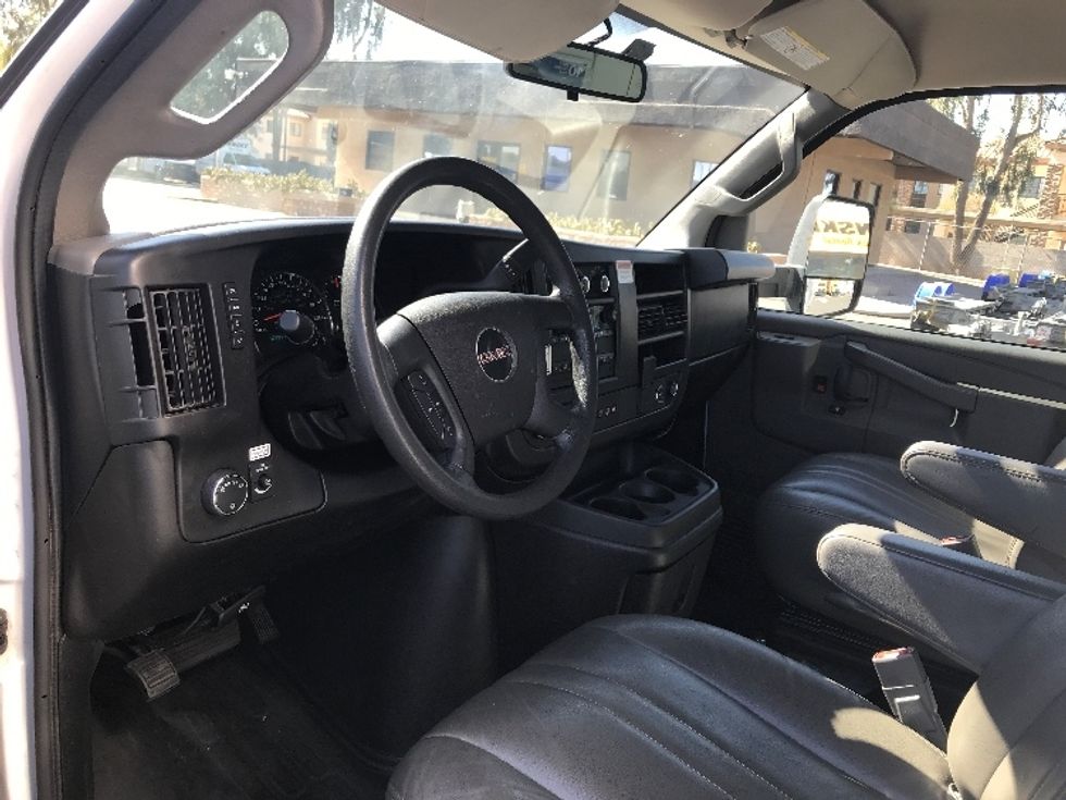 Light Duty Box Truck-Light and Medium Duty Trucks-GMC-2022-Savana G33903-Chandler-AZ-42,839\n\t\tmiles-$ 48,500 - Image 16