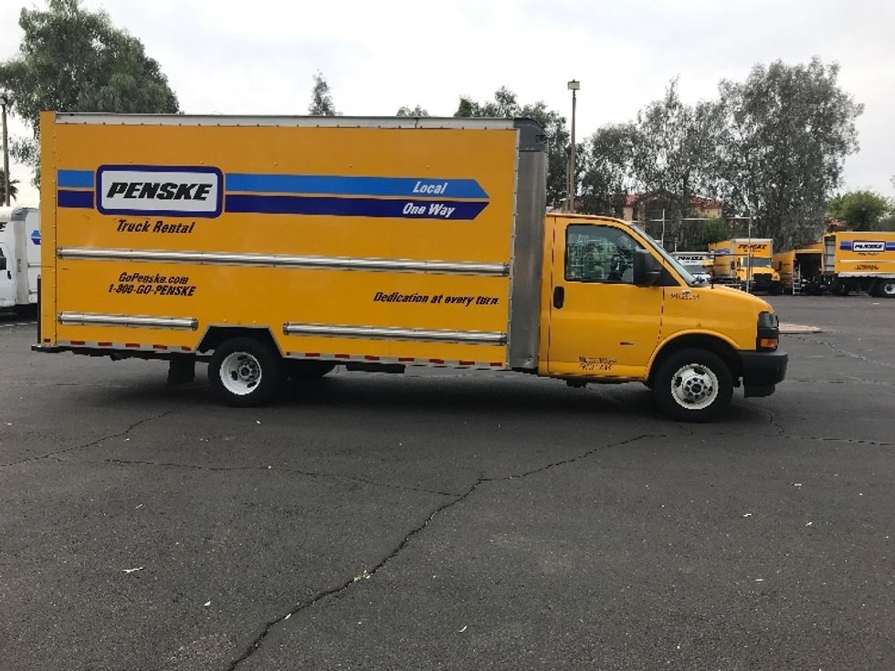 Light Duty Box Truck-Light and Medium Duty Trucks-GMC-2022-Savana G33903-Chandler-AZ-91,808\n\t\tmiles-$ 30,500 - Image 14