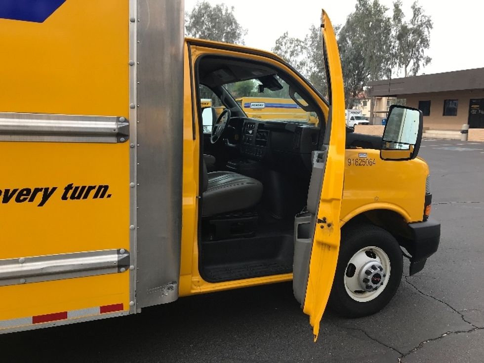 Light Duty Box Truck-Light and Medium Duty Trucks-GMC-2022-Savana G33903-Chandler-AZ-91,808\n\t\tmiles-$ 30,500 - Image 19