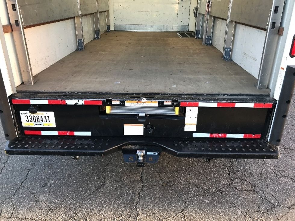 Light Duty Box Truck-Light and Medium Duty Trucks-GMC-2022-Savana G33903-Charlotte-NC-31,837\n\t\tmiles-$ 48,250 - Image 8