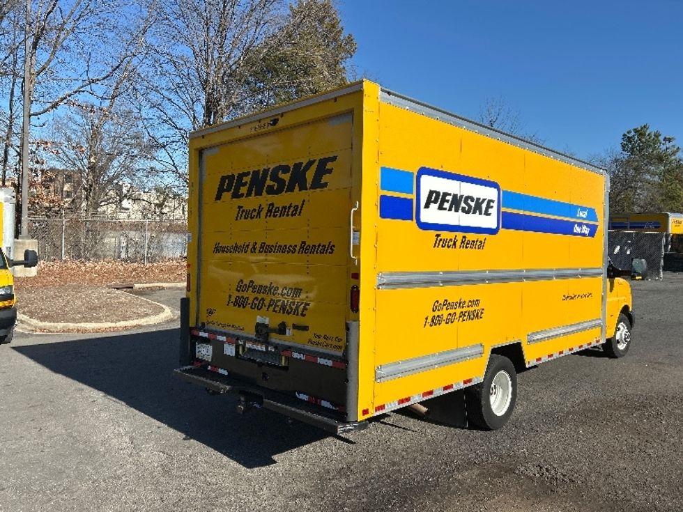 Light Duty Box Truck-Light and Medium Duty Trucks-GMC-2022-Savana G33903-Charlotte-NC-68,081\n\t\tmiles-$ 38,750 - Image 12