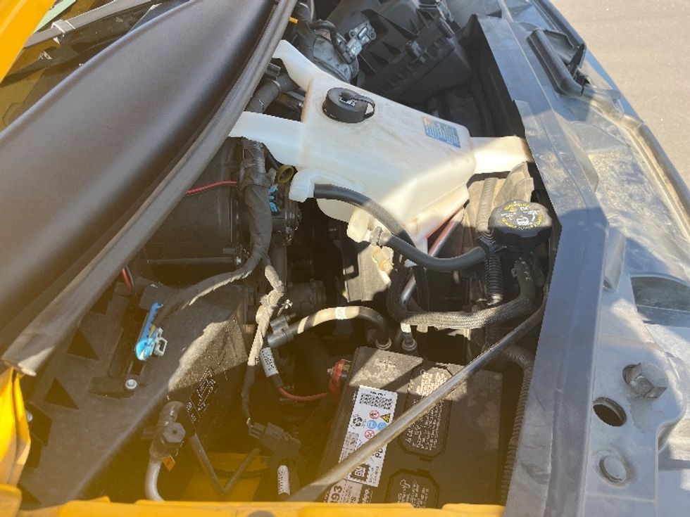 Light Duty Box Truck-Light and Medium Duty Trucks-GMC-2022-Savana G33903-Charlotte-NC-91,603\n\t\tmiles-$ 29,000 - Image 22