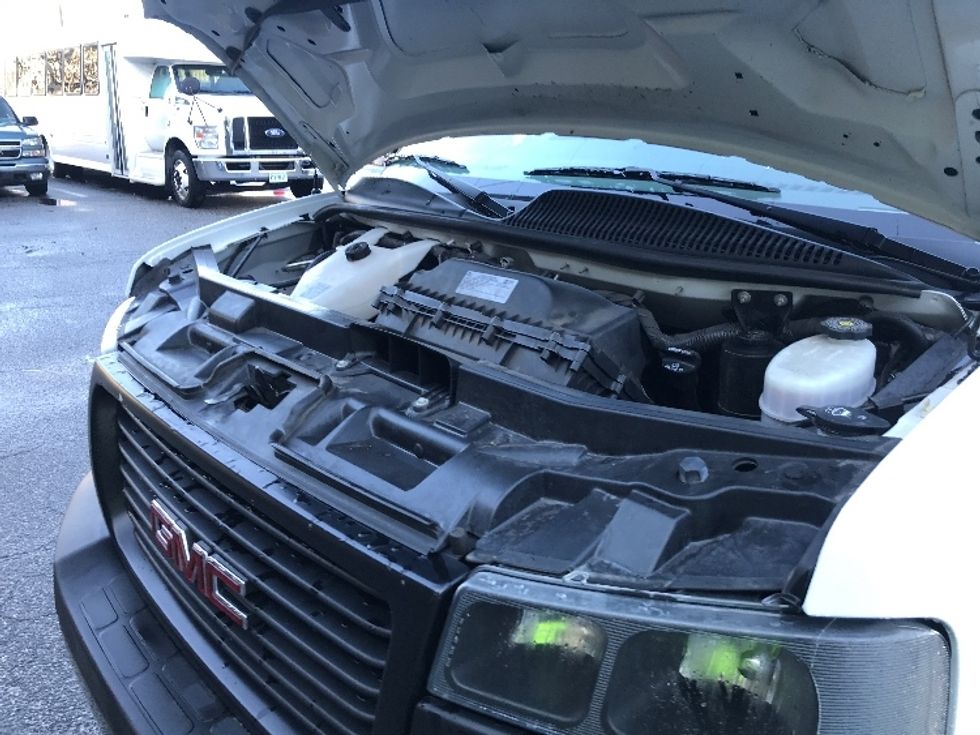 Light Duty Box Truck-Light and Medium Duty Trucks-GMC-2022-Savana G33903-Chesapeake-VA-37,776\n\t\tmiles-$ 47,500 - Image 23