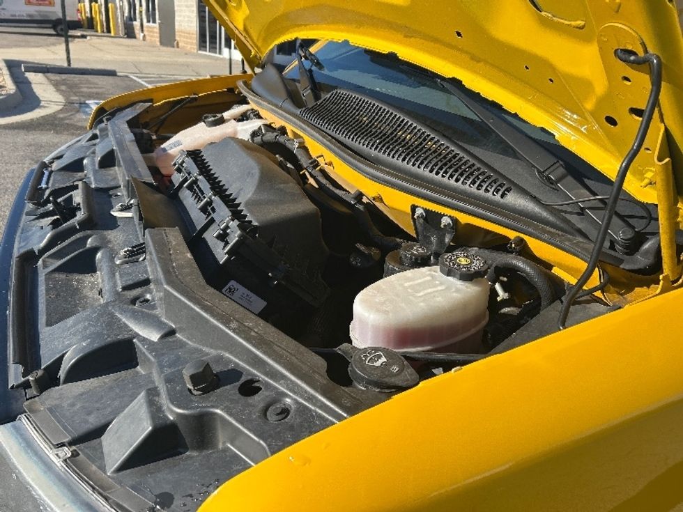 Light Duty Box Truck-Light and Medium Duty Trucks-GMC-2022-Savana G33903-Chester-VA-111,495\n\t\tmiles-$ 27,500 - Image 24