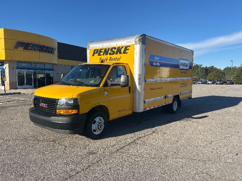Light Duty Box Truck-Light and Medium Duty Trucks-GMC-2022-Savana G33903-Chester-VA-111,495\n\t\tmiles-$ 27,500 - Image 3