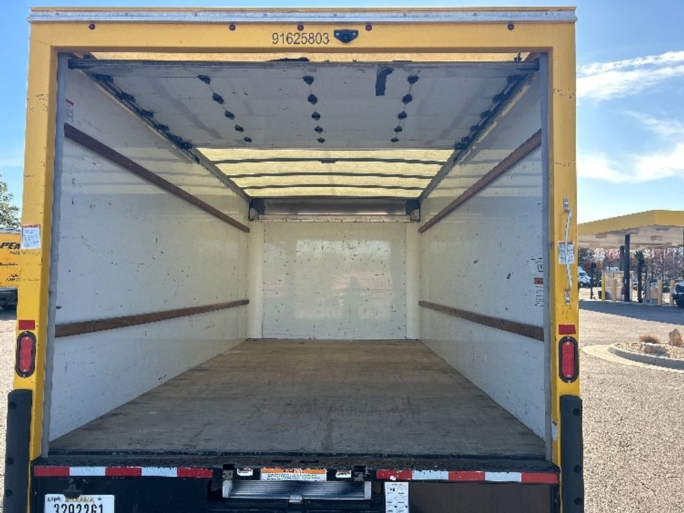 Light Duty Box Truck-Light and Medium Duty Trucks-GMC-2022-Savana G33903-Chester-VA-111,495\n\t\tmiles-$ 27,500 - Image 8