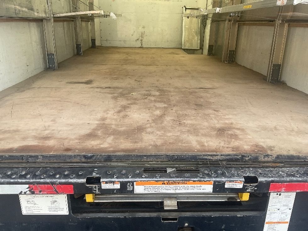 Light Duty Box Truck-Light and Medium Duty Trucks-GMC-2022-Savana G33903-Chicopee-MA-44,951\n\t\tmiles-$ 38,750 - Image 10