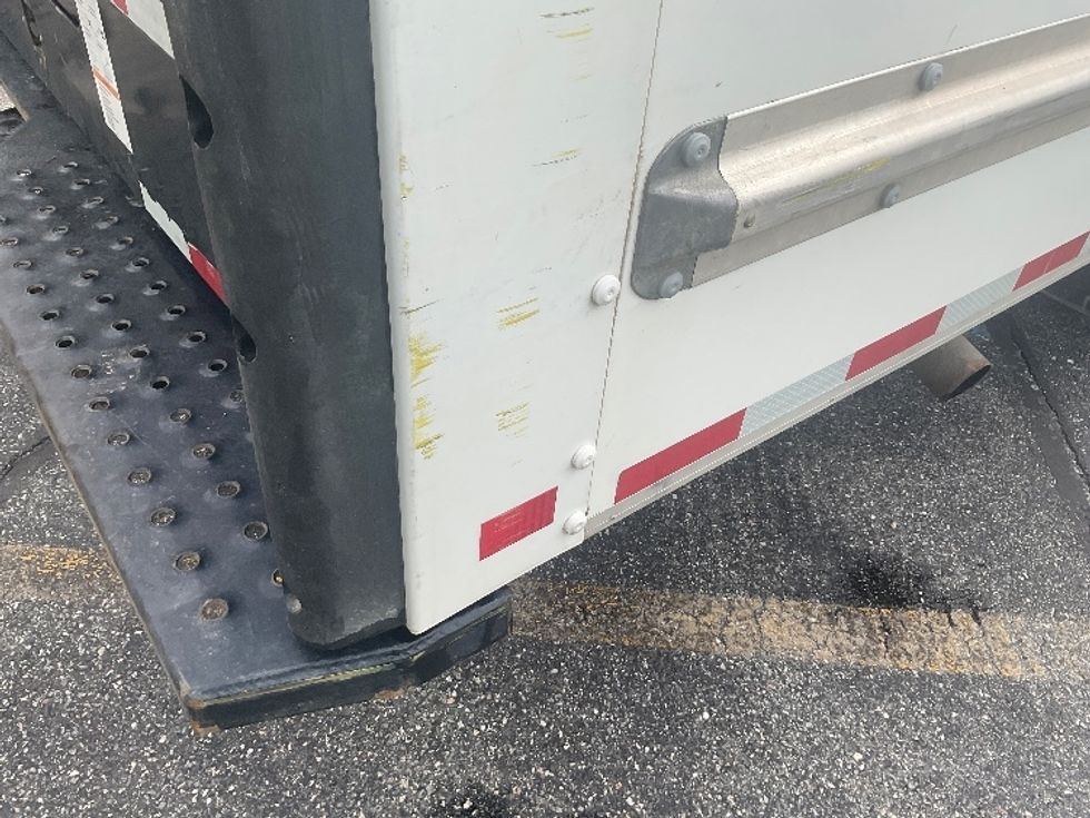 Light Duty Box Truck-Light and Medium Duty Trucks-GMC-2022-Savana G33903-Chicopee-MA-44,951\n\t\tmiles-$ 38,750 - Image 28