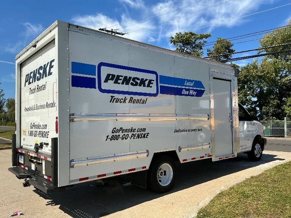 Light Duty Box Truck-Light and Medium Duty Trucks-GMC-2022-Savana G33903-Chicopee-MA-79,471\n\t\tmiles-$ 35,000 - Image 13