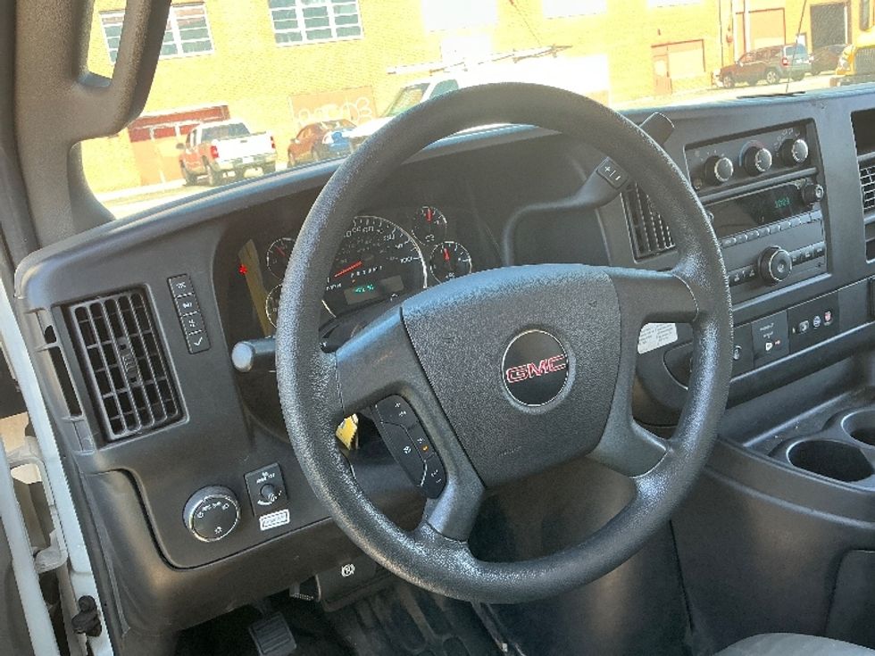 Light Duty Box Truck-Light and Medium Duty Trucks-GMC-2022-Savana G33903-Chicopee-MA-79,471\n\t\tmiles-$ 35,000 - Image 17