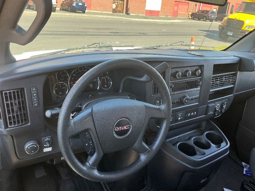 Light Duty Box Truck-Light and Medium Duty Trucks-GMC-2022-Savana G33903-Chicopee-MA-79,471\n\t\tmiles-$ 35,000 - Image 18