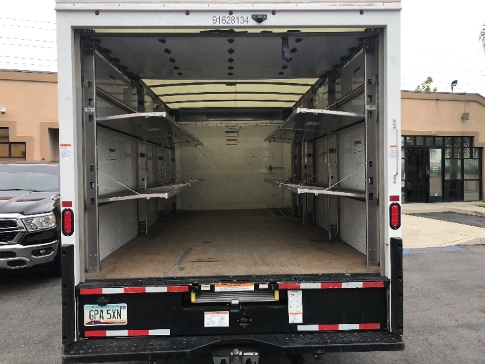 Light Duty Box Truck-Light and Medium Duty Trucks-GMC-2022-Savana G33903-Chino-CA-22,350\n\t\tmiles-$ 48,250 - Image 25