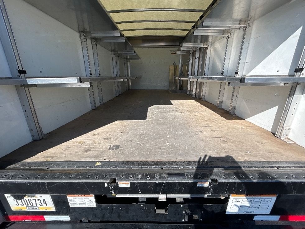 Light Duty Box Truck-Light and Medium Duty Trucks-GMC-2022-Savana G33903-Clackamas-OR-34,042\n\t\tmiles-$ 43,750 - Image 10