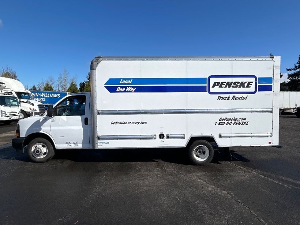 Light Duty Box Truck-Light and Medium Duty Trucks-GMC-2022-Savana G33903-Clackamas-OR-34,042\n\t\tmiles-$ 43,750 - Image 4