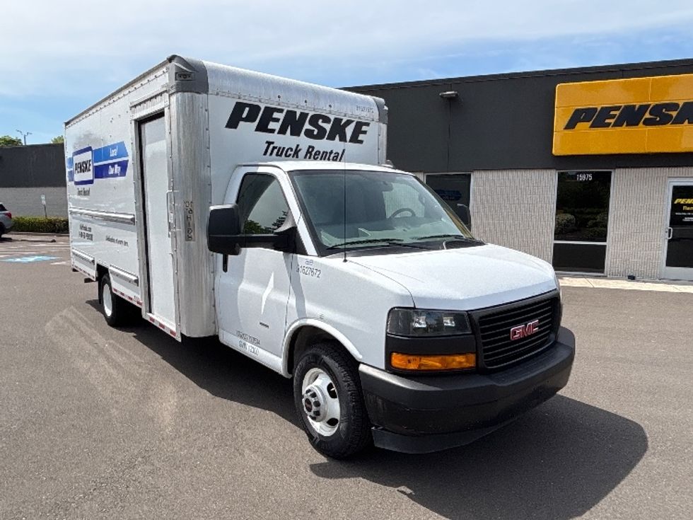 Light Duty Box Truck-Light and Medium Duty Trucks-GMC-2022-Savana G33903-Clackamas-OR-36,004\n\t\tmiles-$ 41,250 - Image 1