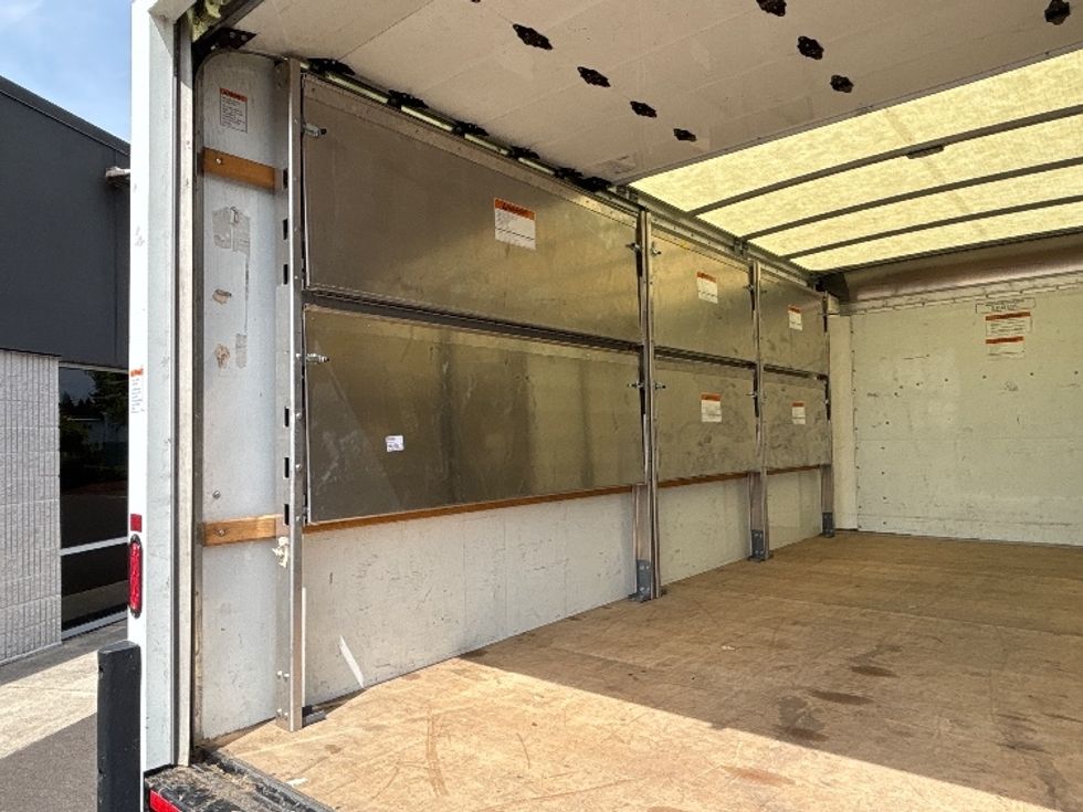 Light Duty Box Truck-Light and Medium Duty Trucks-GMC-2022-Savana G33903-Clackamas-OR-36,004\n\t\tmiles-$ 41,250 - Image 10