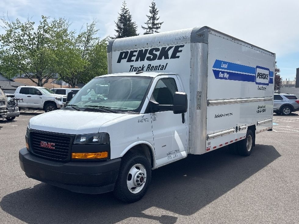 Light Duty Box Truck-Light and Medium Duty Trucks-GMC-2022-Savana G33903-Clackamas-OR-36,004\n\t\tmiles-$ 41,250 - Image 3