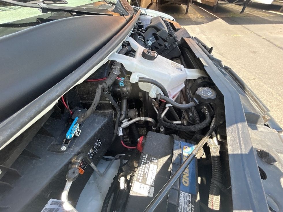 Light Duty Box Truck-Light and Medium Duty Trucks-GMC-2022-Savana G33903-Clackamas-OR-43,135\n\t\tmiles-$ 41,500 - Image 20