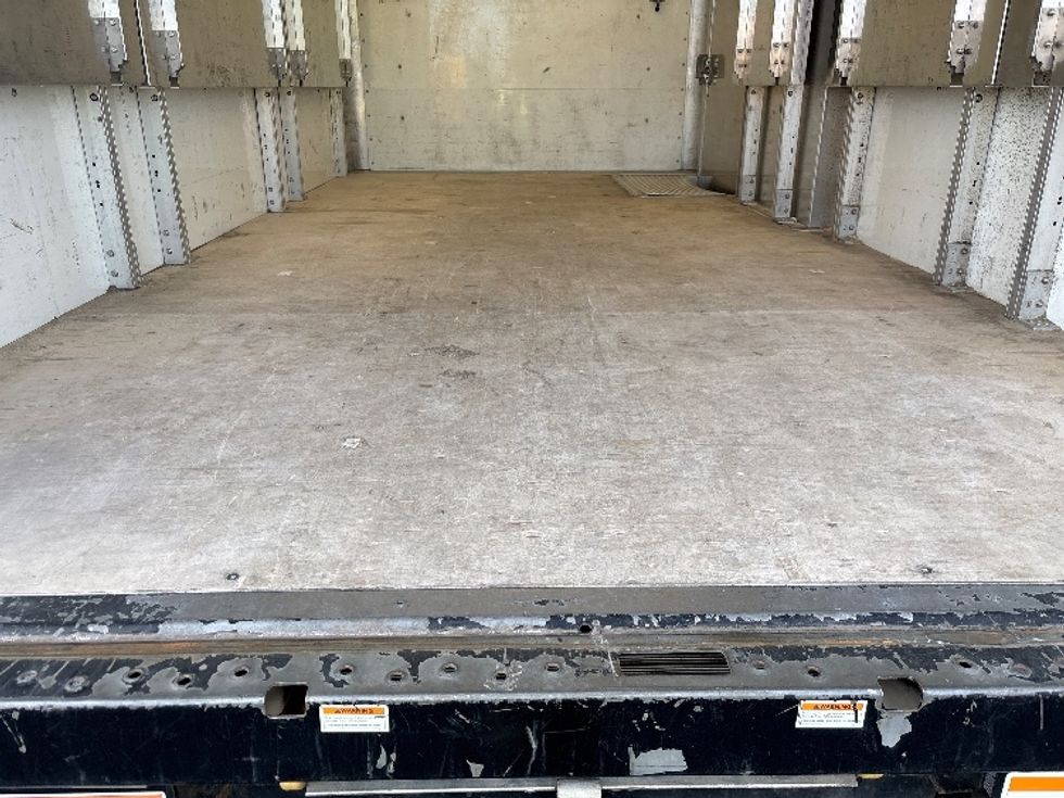 Light Duty Box Truck-Light and Medium Duty Trucks-GMC-2022-Savana G33903-Clackamas-OR-49,198\n\t\tmiles-$ 40,000 - Image 10